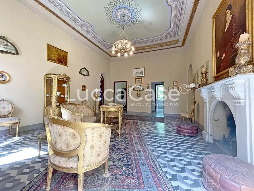 Immagine 33 di Immobile di prestigio in vendita  a Lucca