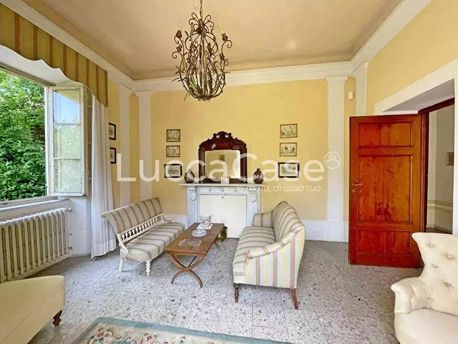 Immagine 5 di Immobile di prestigio in vendita  a Lucca