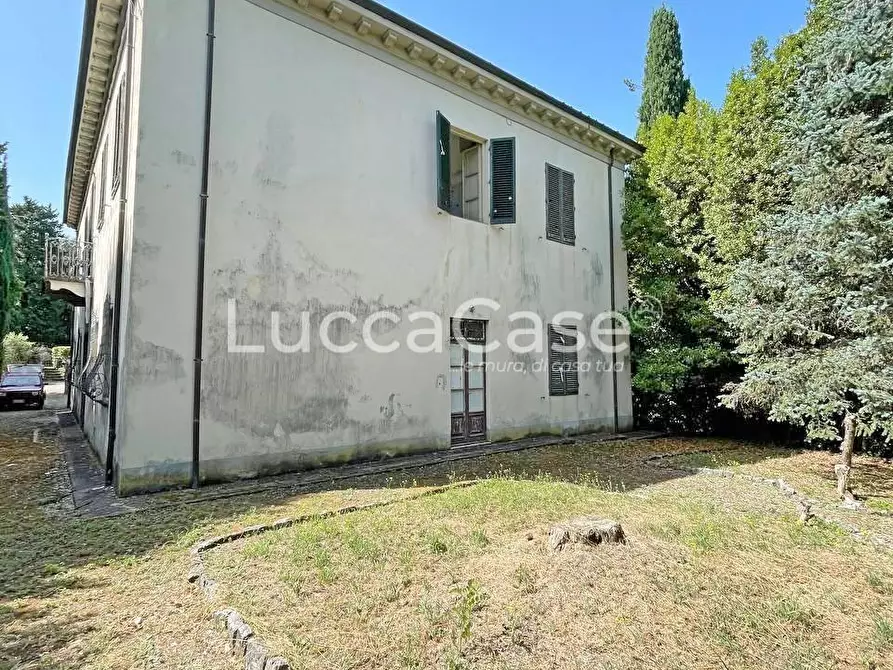 Immagine 14 di Immobile di prestigio in vendita  a Lucca