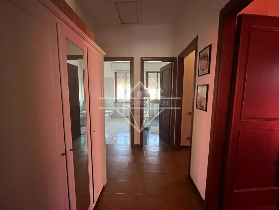 Immagine 11 di Casa bifamiliare in vendita  a Massa