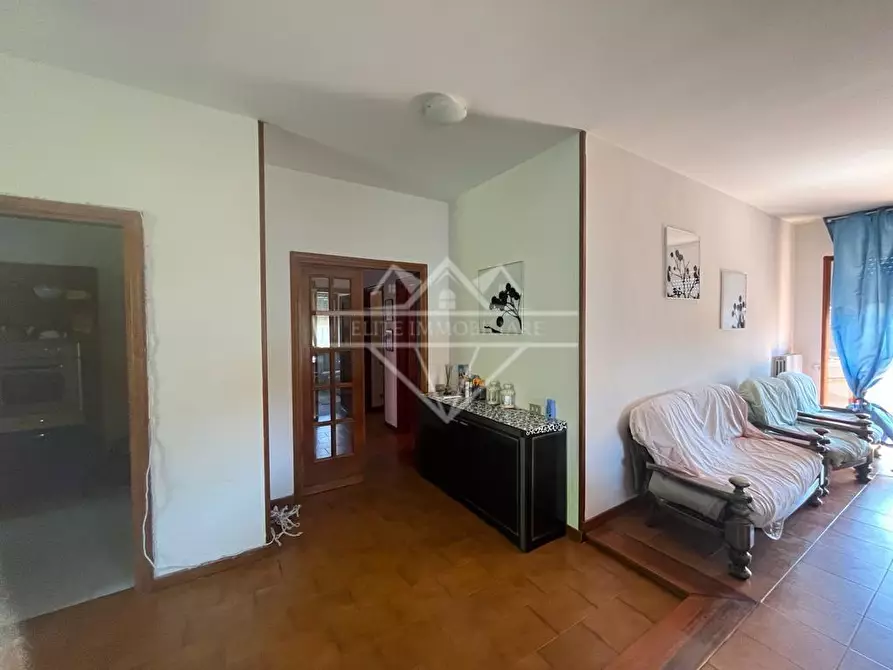 Immagine 14 di Casa bifamiliare in vendita  a Massa