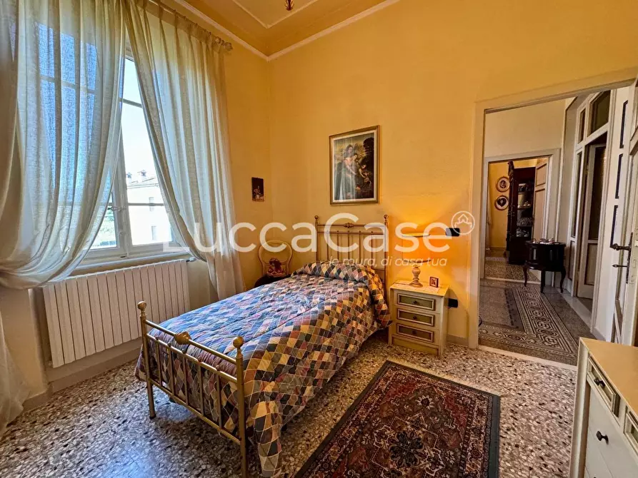 Immagine 5 di Villa in vendita  a Capannori