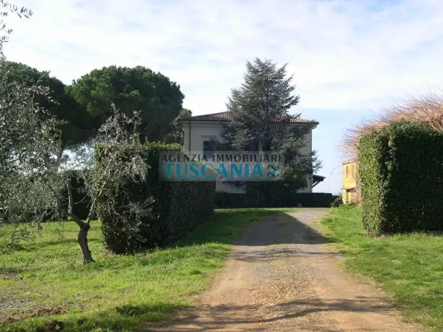 Immagine 17 di Villa in vendita  a Casale Marittimo