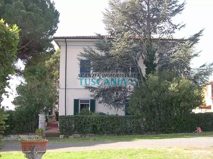 Immagine 19 di Villa in vendita  a Casale Marittimo
