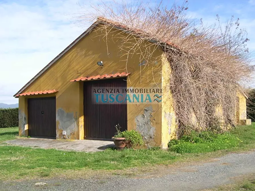 Immagine 21 di Villa in vendita  a Casale Marittimo