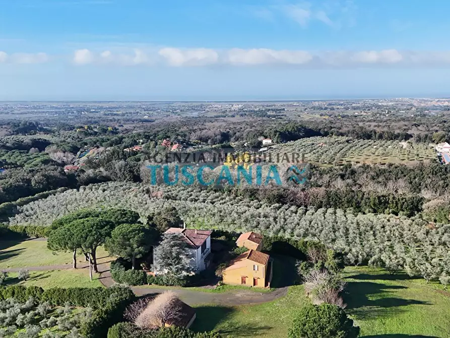 Immagine 55 di Villa in vendita  a Casale Marittimo