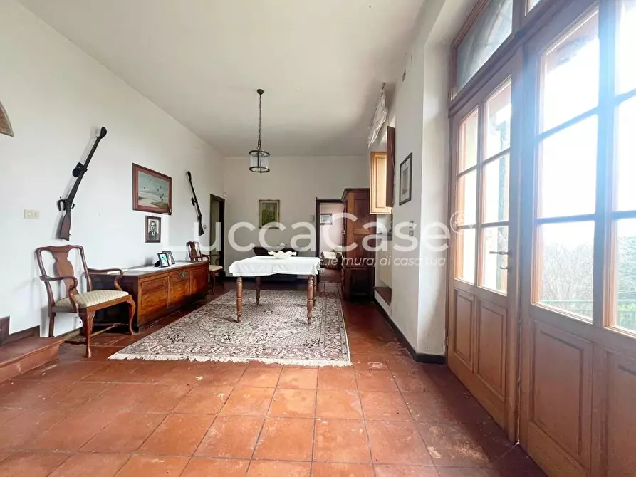 Immagine 45 di Casa colonica in vendita  a Camaiore