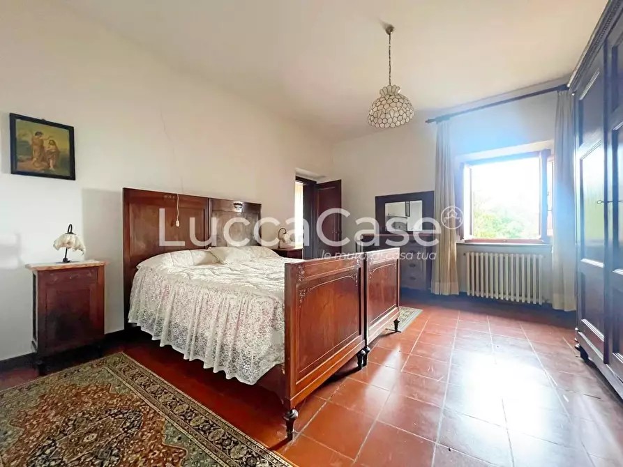Immagine 56 di Casa colonica in vendita  a Camaiore