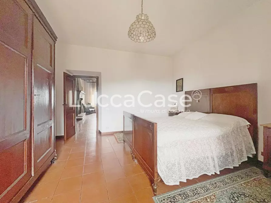Immagine 58 di Casa colonica in vendita  a Camaiore
