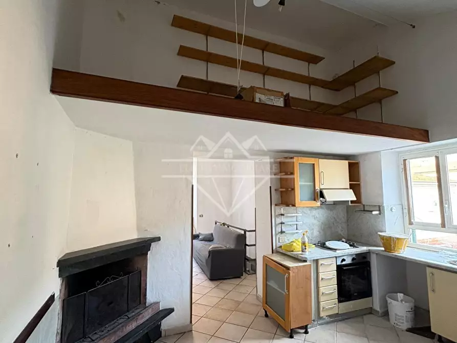 Immagine 9 di Terratetto in vendita  a Carrara