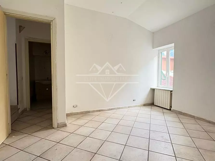 Immagine 1 di Terratetto in vendita  a Carrara