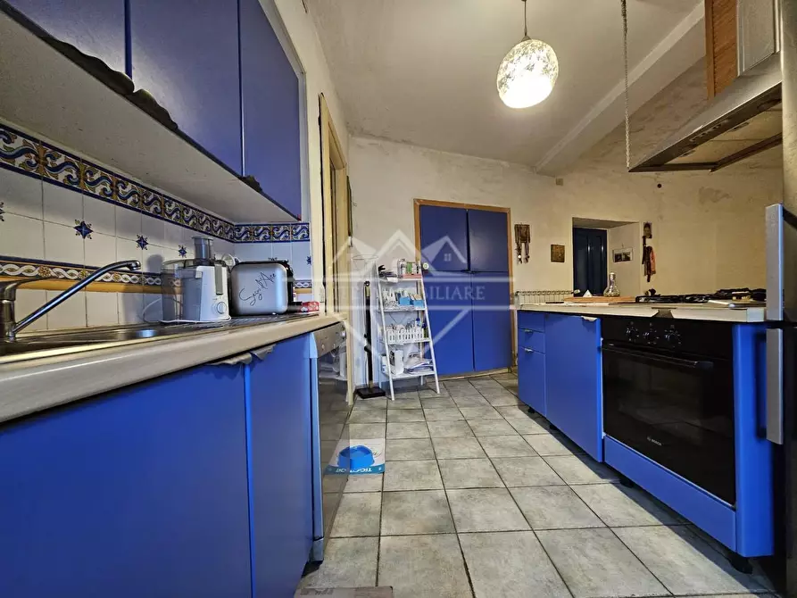 Immagine 3 di Appartamento in vendita  a Massa