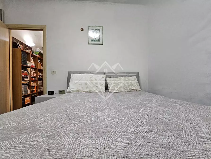 Immagine 8 di Appartamento in vendita  a Massa