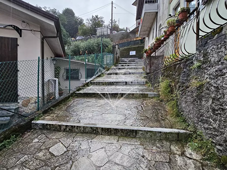 Immagine 20 di Appartamento in vendita  a Massa