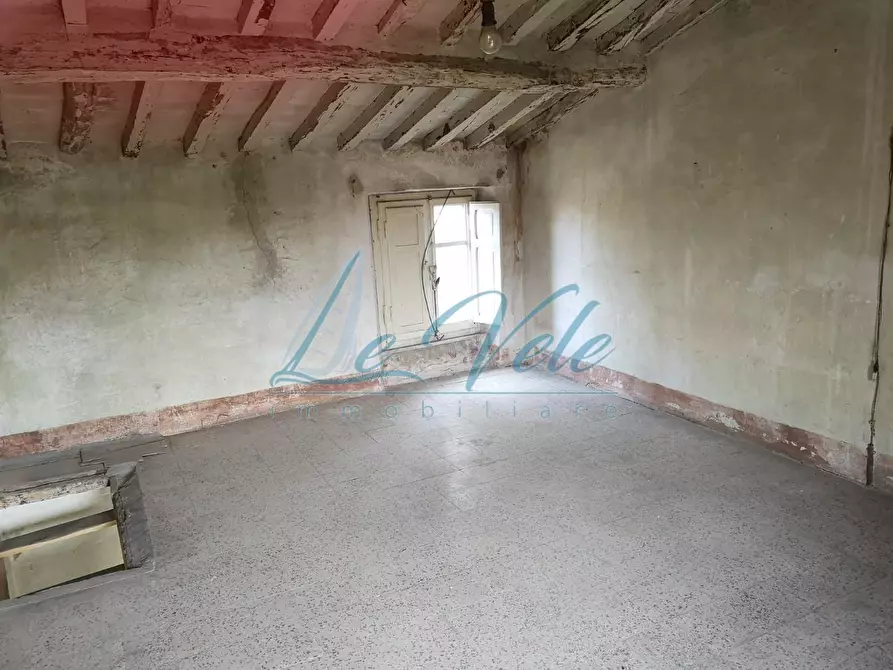 Immagine 20 di Terratetto in vendita  a Massa