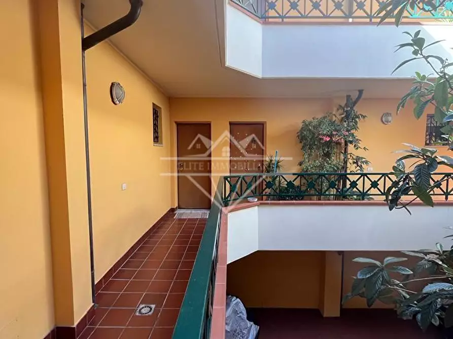 Immagine 11 di Appartamento in vendita  a Ortonovo