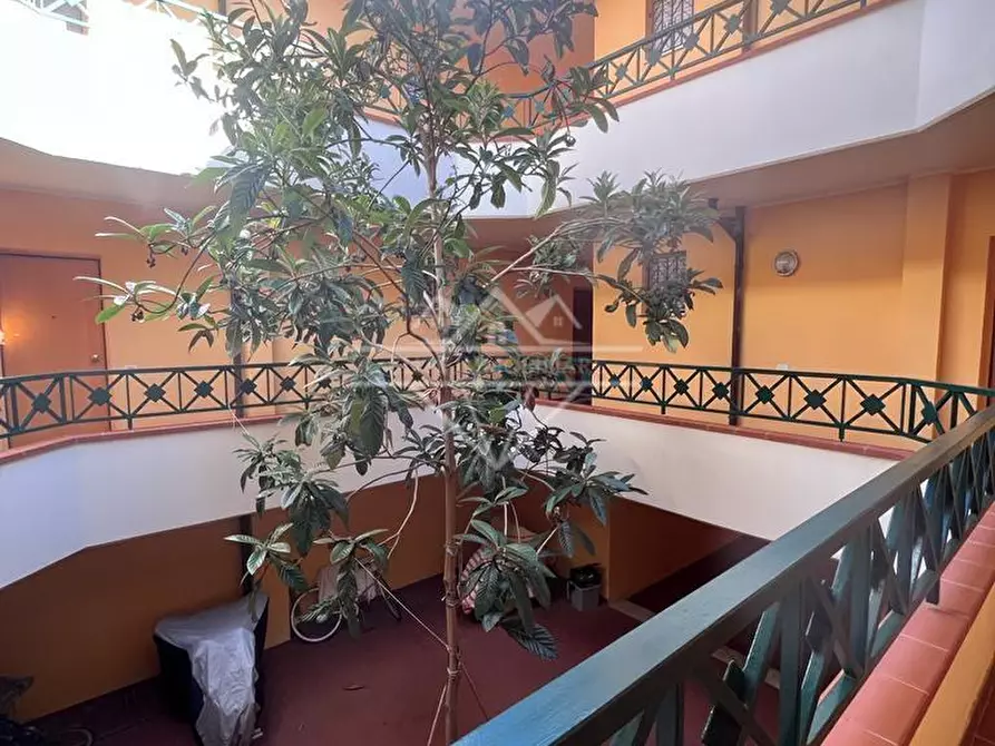 Immagine 9 di Appartamento in vendita  a Ortonovo