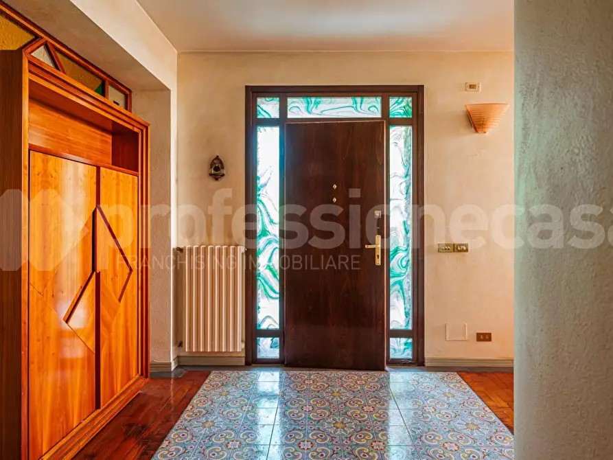Immagine 7 di Villa in vendita  a Casciana Terme Lari