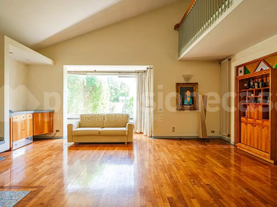 Immagine 11 di Villa in vendita  a Casciana Terme Lari