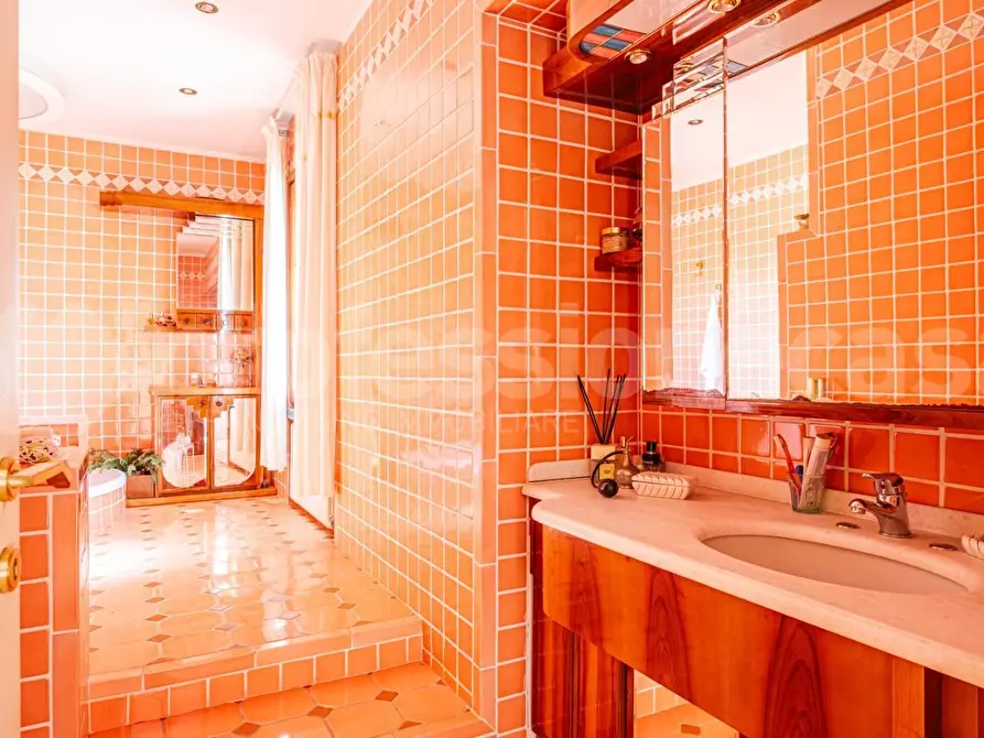 Immagine 21 di Villa in vendita  a Casciana Terme Lari