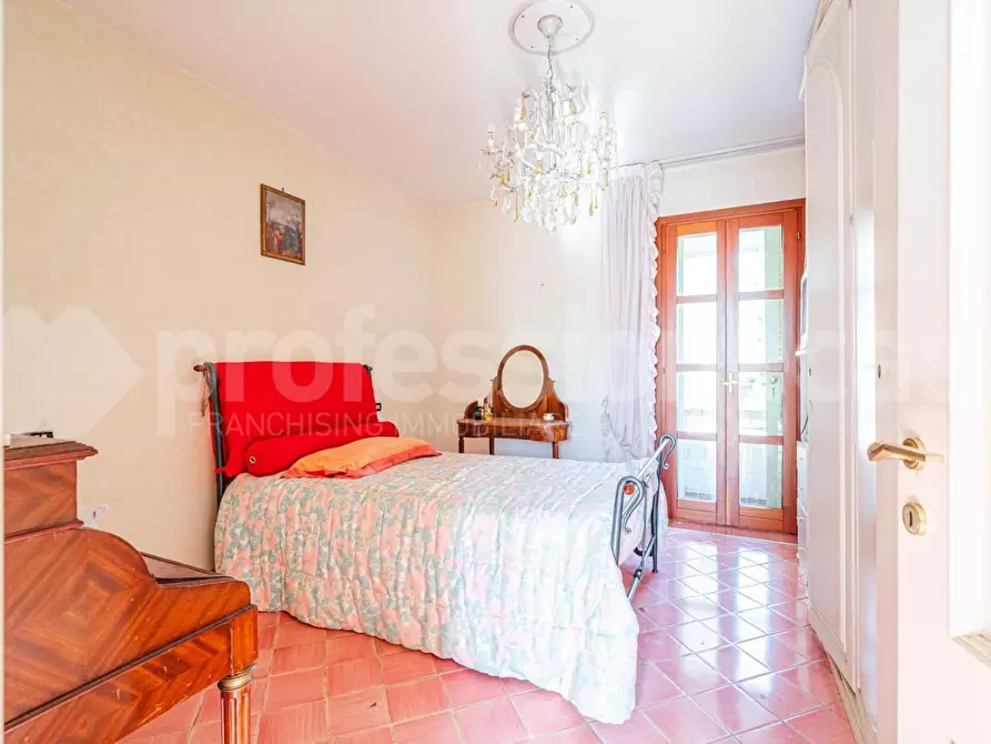 Immagine 17 di Villa in vendita  a Casciana Terme Lari