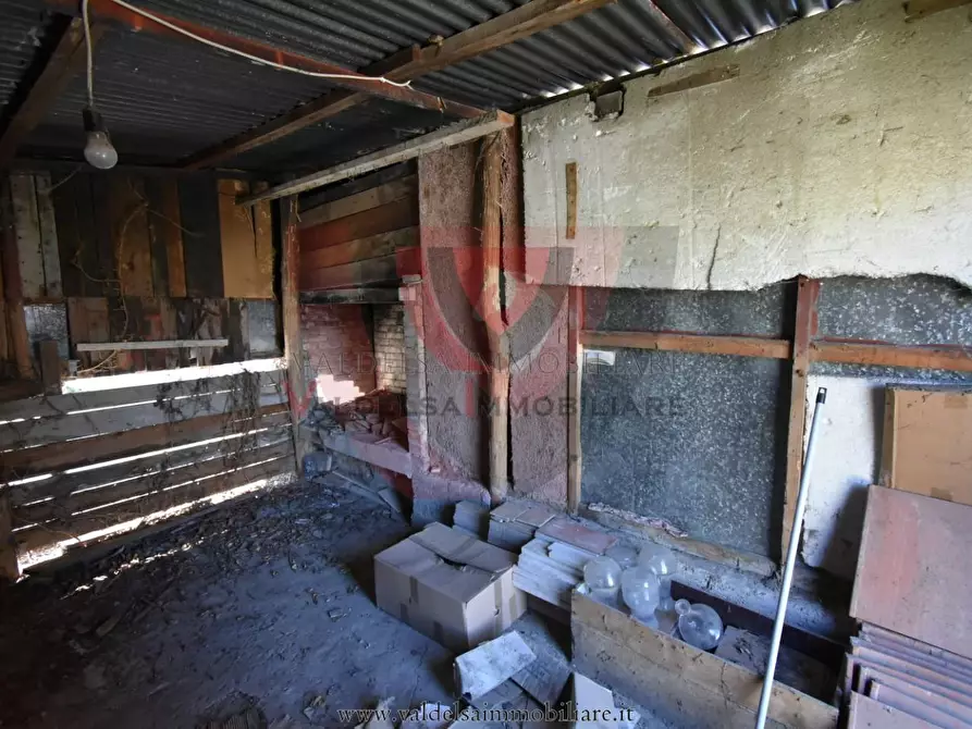 Immagine 17 di Appartamento in vendita  a Colle Di Val D'elsa