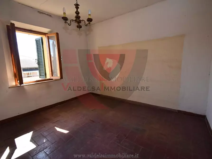 Immagine 14 di Appartamento in vendita  a Colle Di Val D'elsa