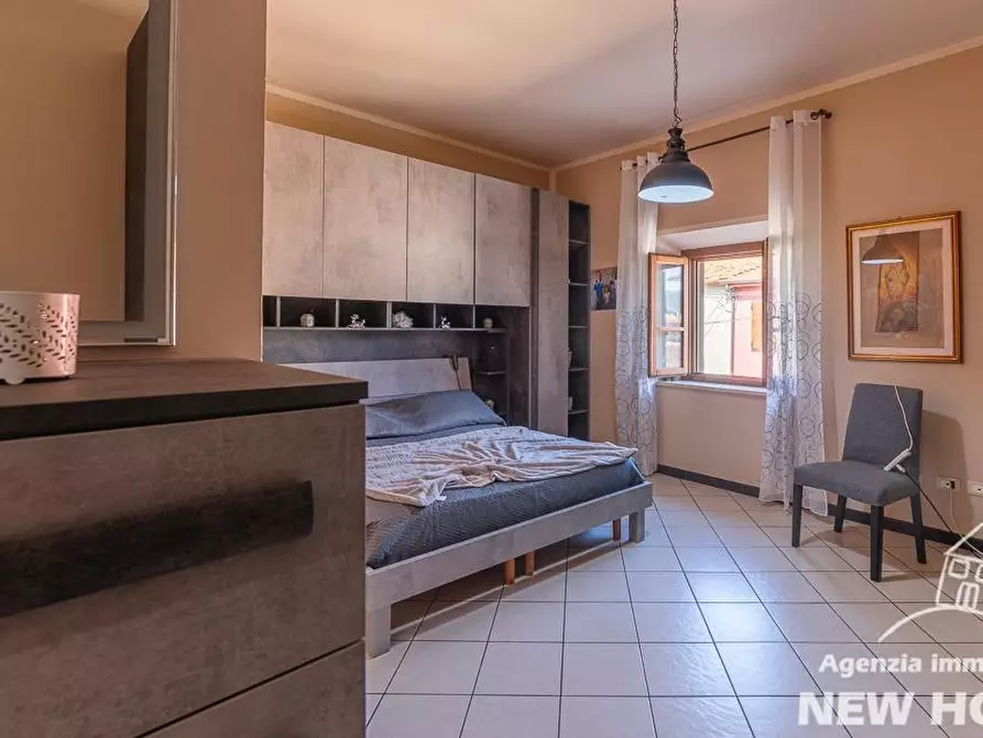 Immagine 17 di Terratetto in vendita  a Vecchiano