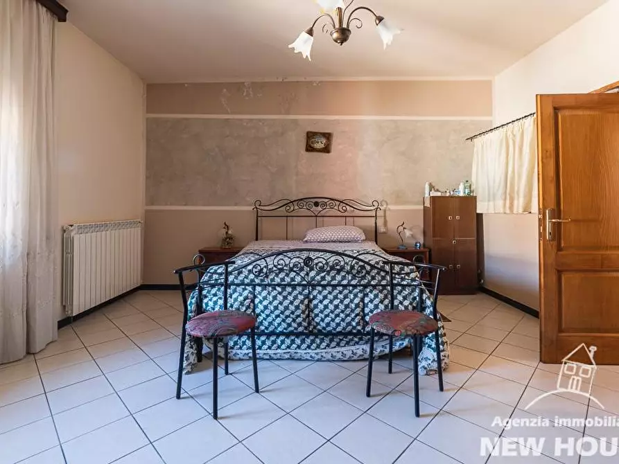 Immagine 15 di Terratetto in vendita  a Vecchiano