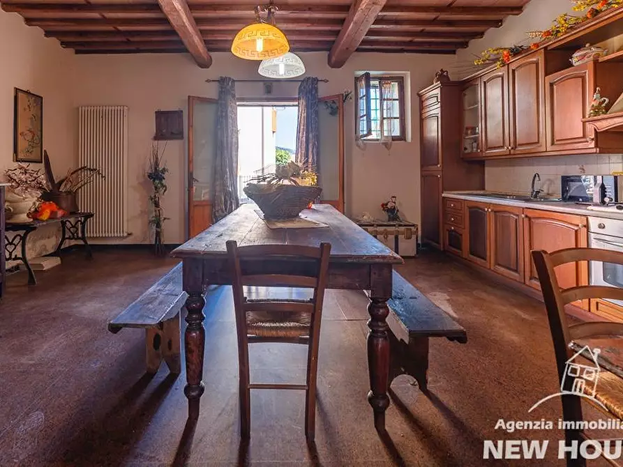 Immagine 13 di Terratetto in vendita  a Vecchiano