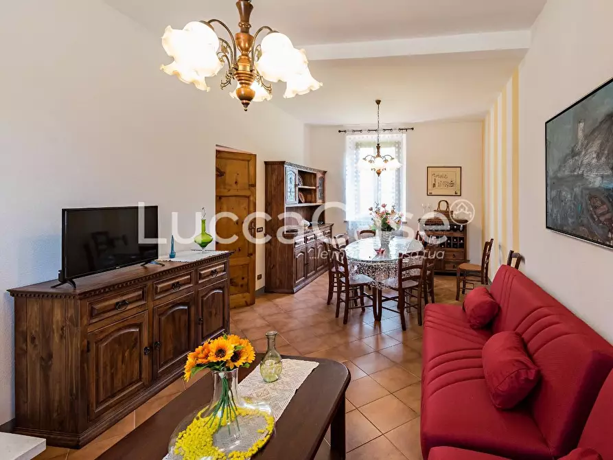 Immagine 11 di Albergo/B&B/Residence in vendita  a Lucca