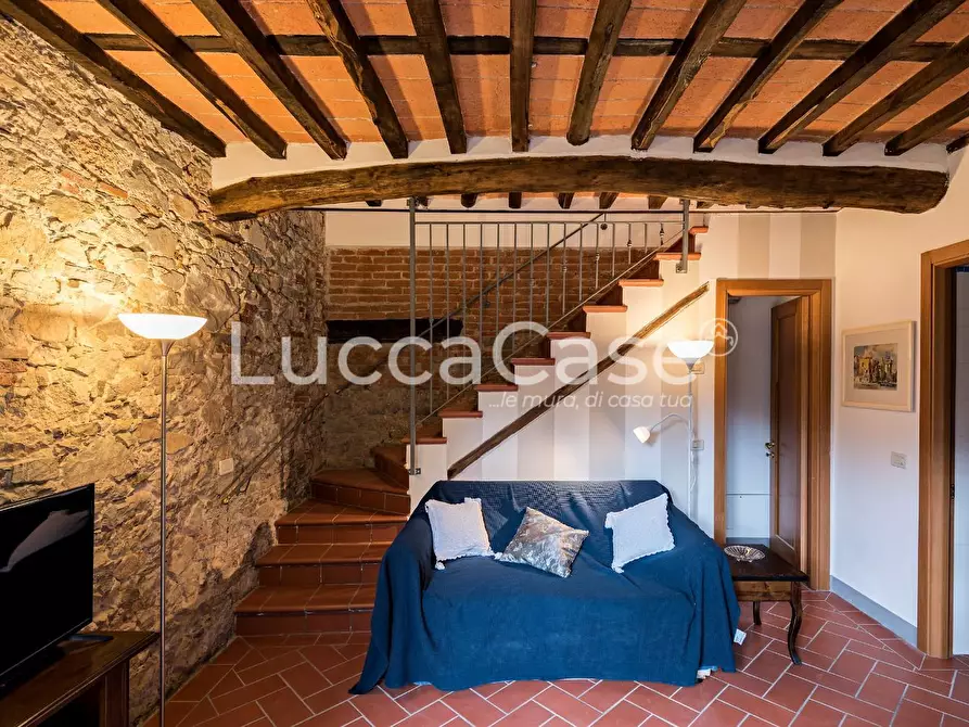 Immagine 5 di Albergo/B&B/Residence in vendita  a Lucca