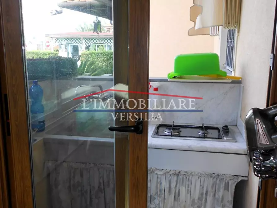 Immagine 13 di Villa in vendita  a Seravezza