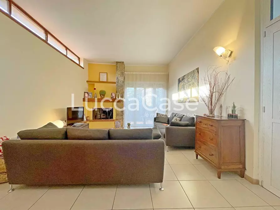 Immagine 2 di Casa indipendente in vendita  a Capannori