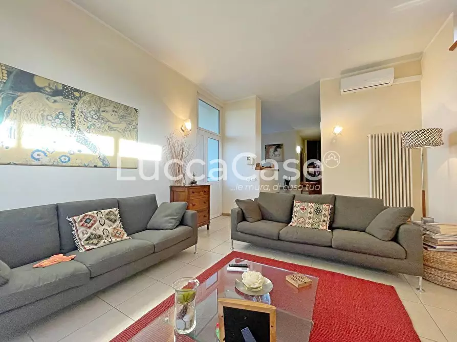 Immagine 27 di Casa indipendente in vendita  a Capannori