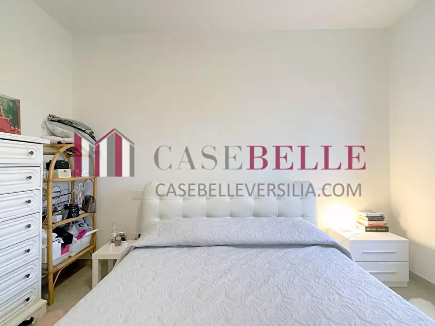 Immagine 28 di Casa bifamiliare in vendita  a Camaiore