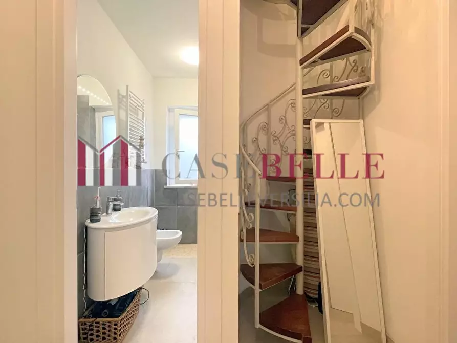 Immagine 33 di Casa bifamiliare in vendita  a Camaiore