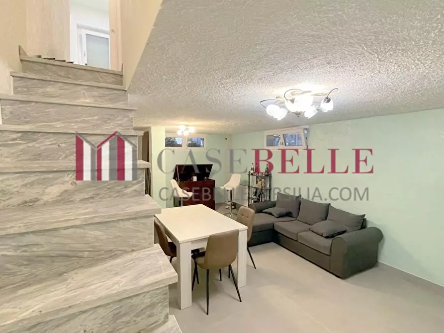 Immagine 16 di Casa bifamiliare in vendita  a Camaiore