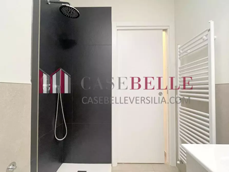 Immagine 12 di Casa bifamiliare in vendita  a Camaiore