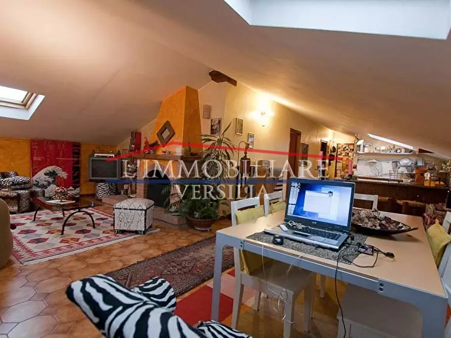 Immagine 3 di Appartamento in vendita  a Seravezza