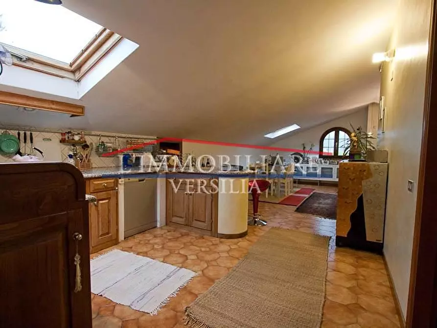 Immagine 2 di Appartamento in vendita  a Seravezza