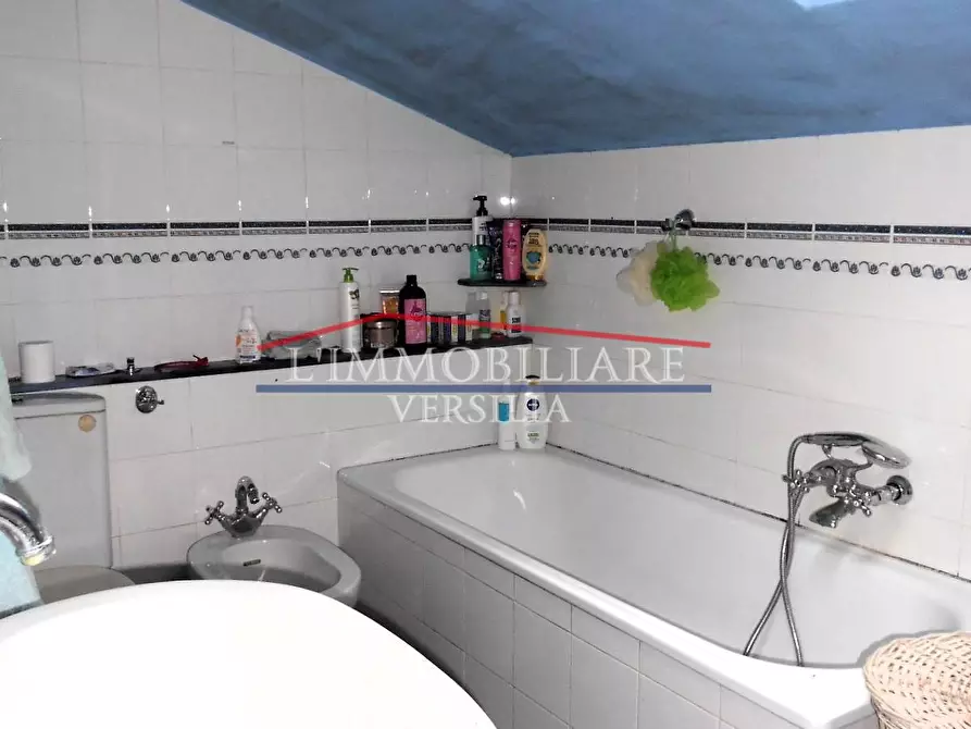 Immagine 9 di Appartamento in vendita  a Seravezza