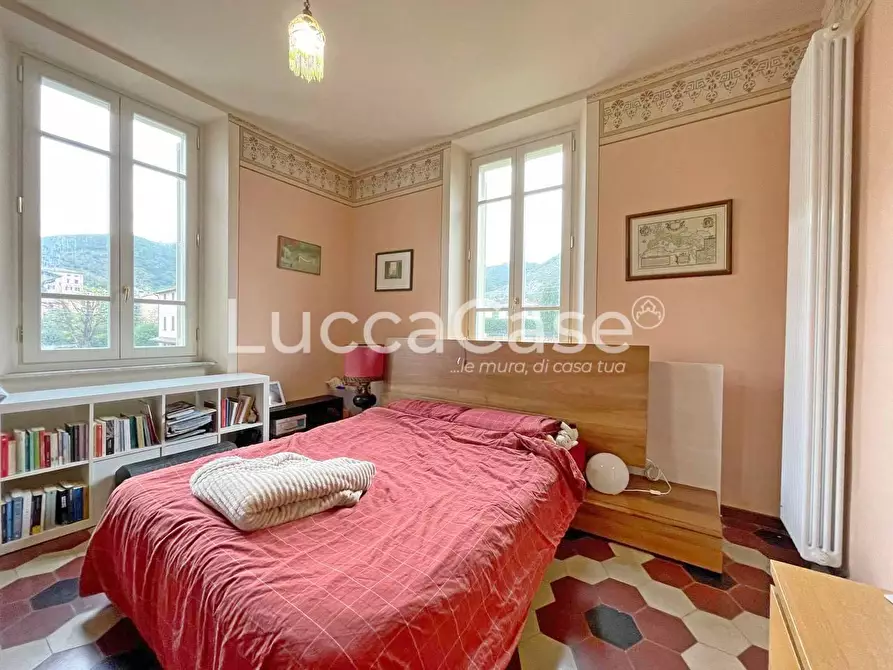 Immagine 32 di Villa in vendita  a Lucca