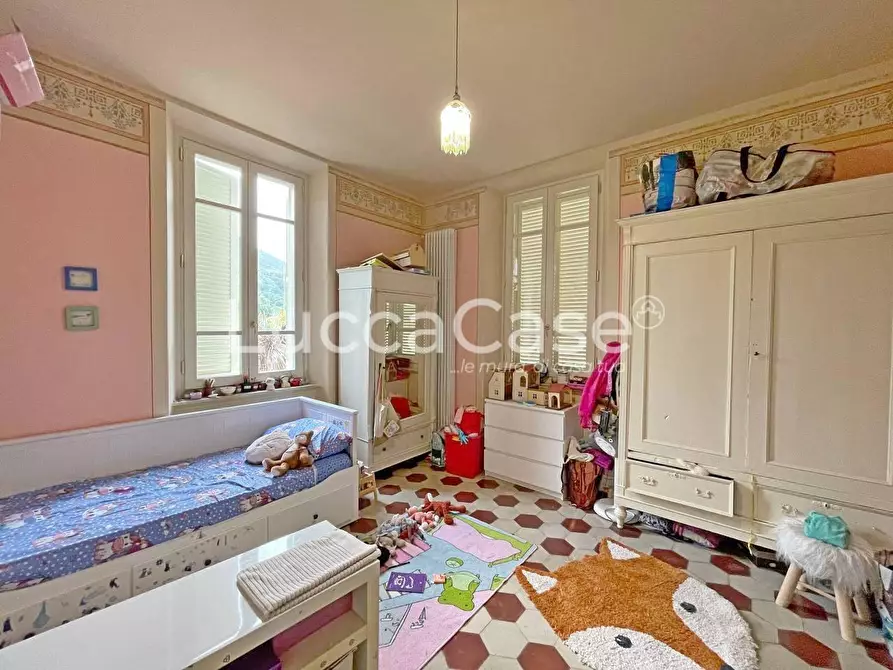 Immagine 39 di Villa in vendita  a Lucca