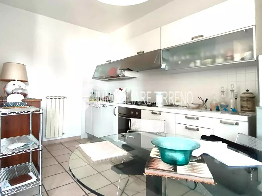 Immagine 8 di Appartamento in vendita  a Massa