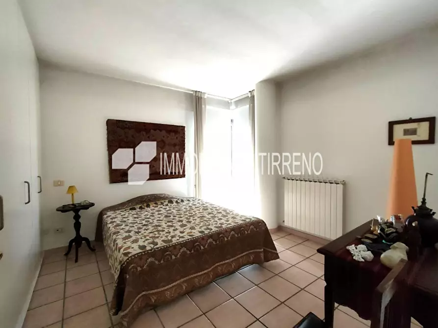 Immagine 3 di Appartamento in vendita  a Massa