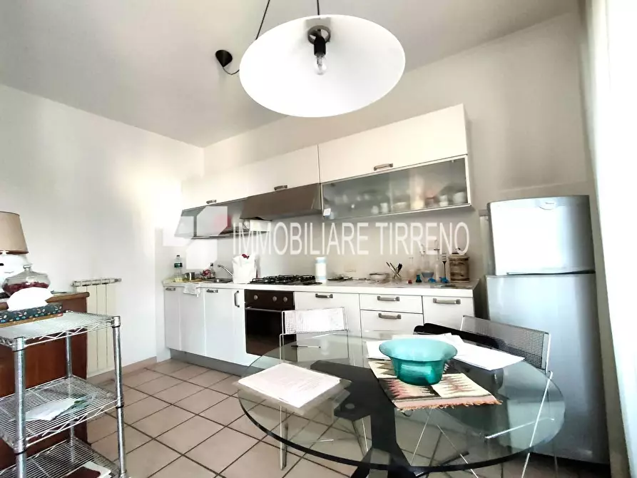 Immagine 6 di Appartamento in vendita  a Massa