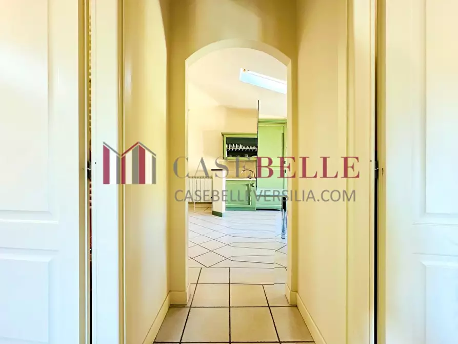 Immagine 19 di Mansarda in vendita  a Camaiore