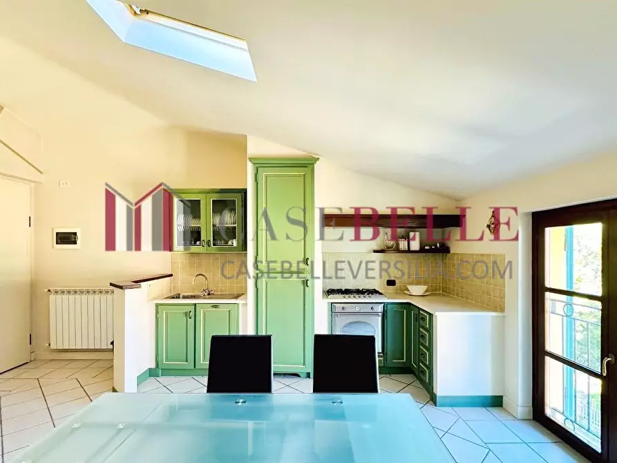 Immagine 5 di Mansarda in vendita  a Camaiore