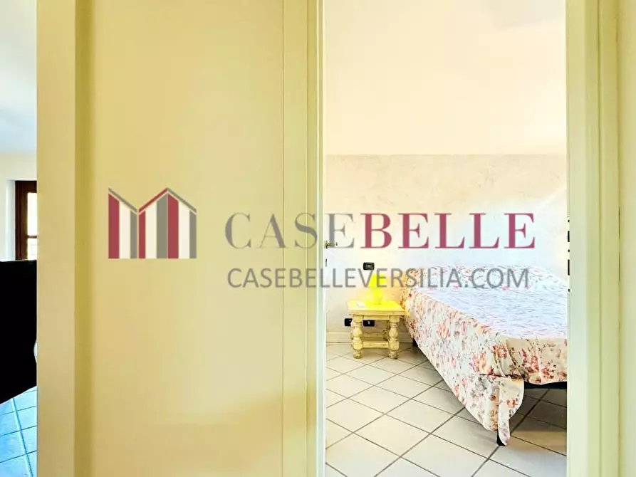 Immagine 11 di Mansarda in vendita  a Camaiore